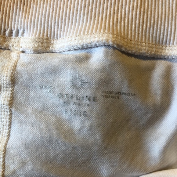 Aerie offline large leggings in white/cream tie dye - Picture 2 of 2